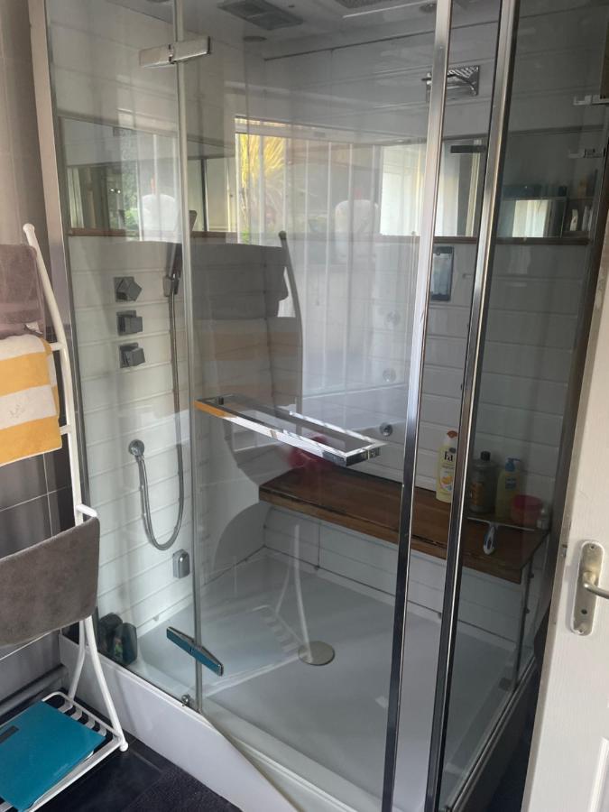 Chambre Simple Proche Aeroport Pusignan Dış mekan fotoğraf